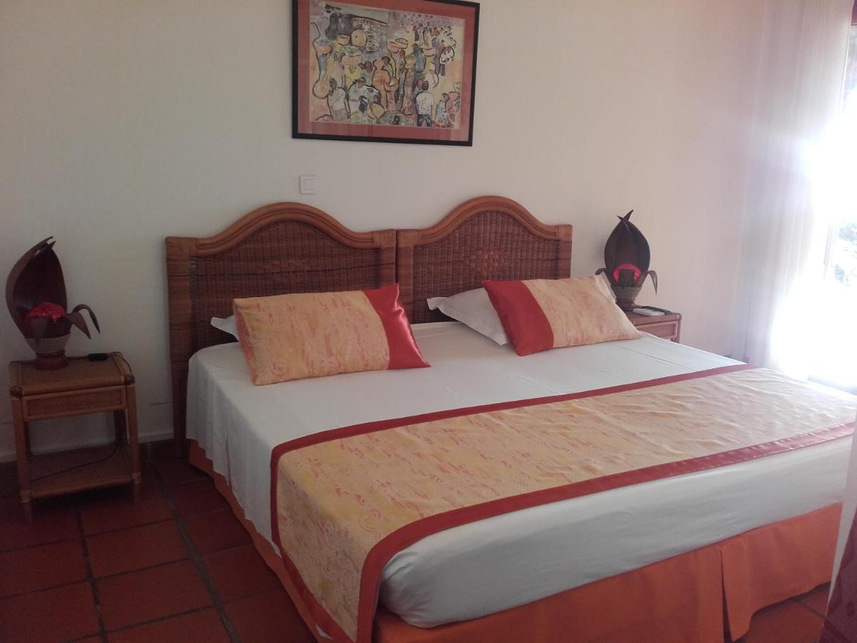 Chambre D'Hotes "Villa Rayon Vert" Deshaies Exterior photo