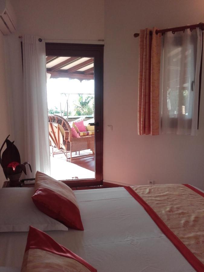 Chambre D'Hotes "Villa Rayon Vert" Deshaies Exterior photo