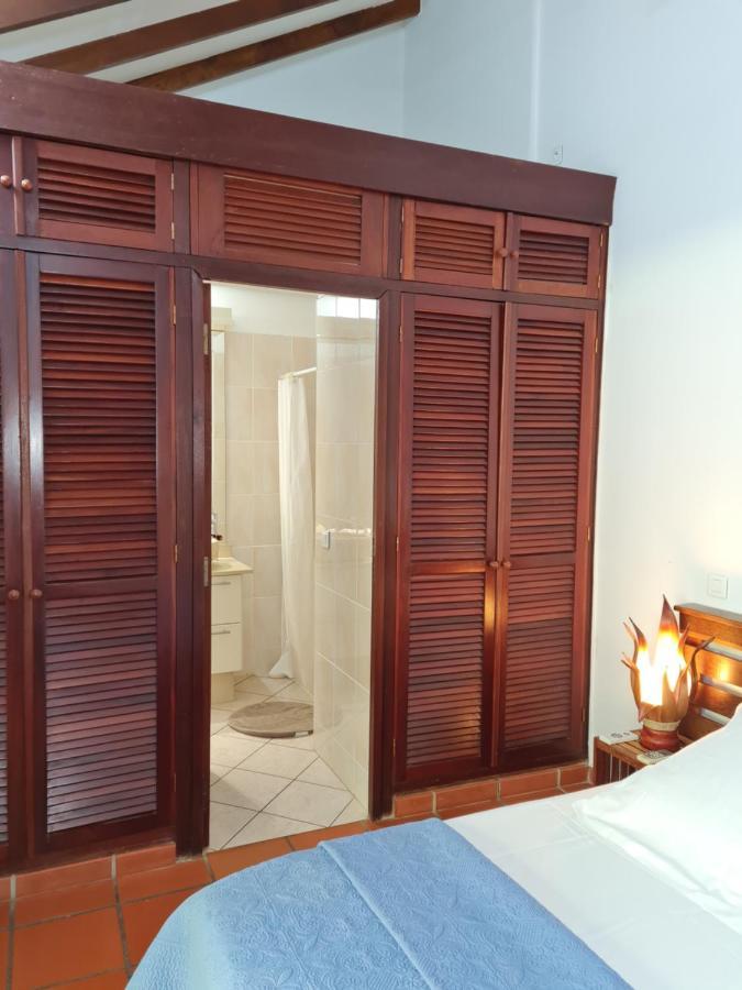 Chambre D'Hotes "Villa Rayon Vert" Deshaies Exterior photo